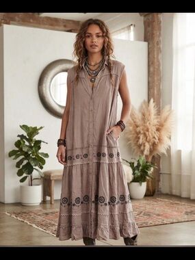 Easel Sleeveless Taupe Boho Dress with Floral Embroidery